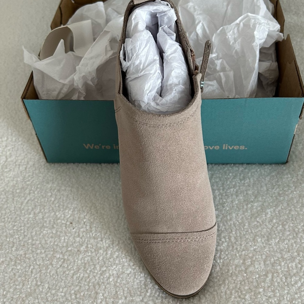 Tom’s Booties - new with tags!!